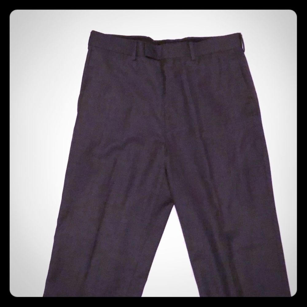 Men’s gray 32x32 dress pants.